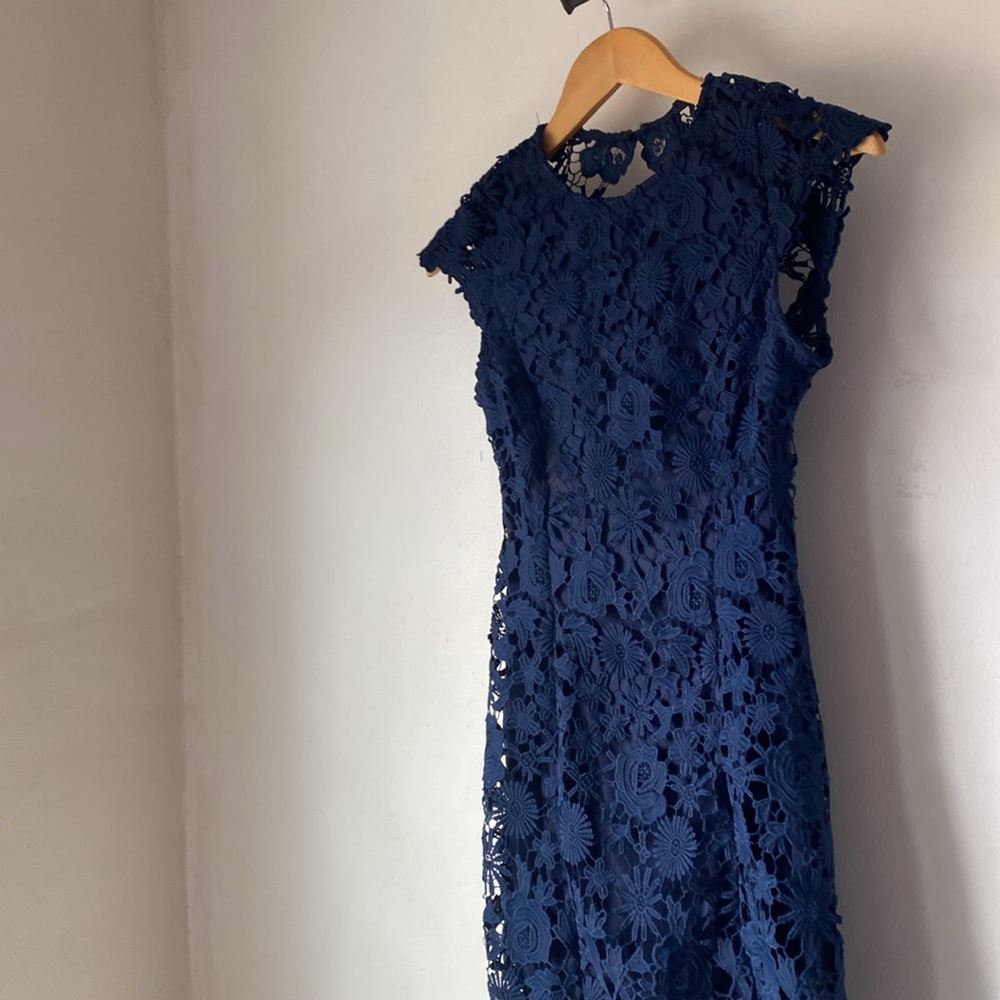 Lulu’s XS Lulu’s XS Romance Language Lace Dress - Picture 8 of 13